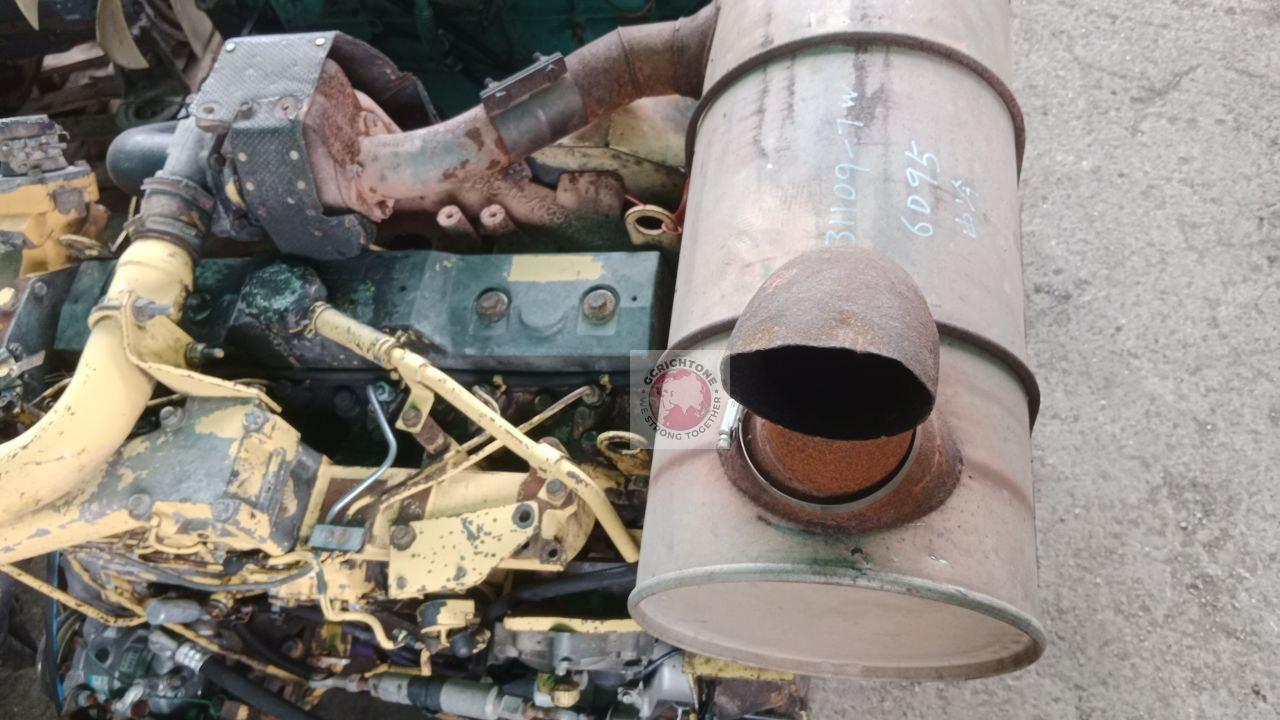 Дизельный двигатель Komatsu S6D95L